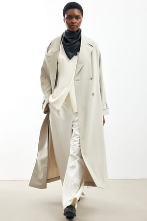 Beige Long Trenchcoat