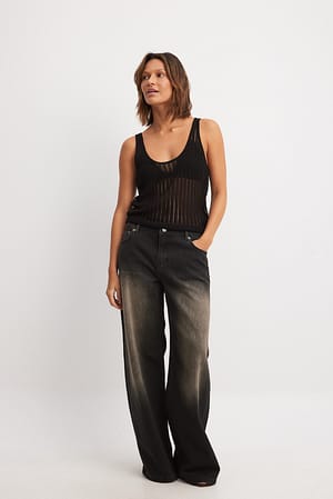 Løse jeans med mellemhøj talje