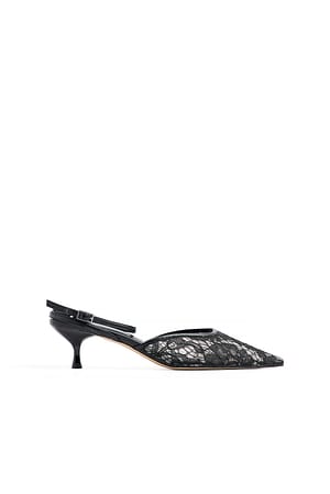 Low Heel Lace Pumps