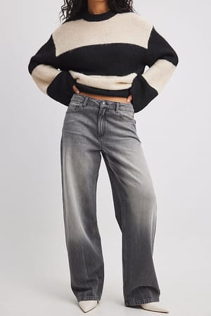 Low Waist Wide Leg Jeans