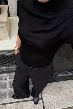 Black Knitted Merino Wool Short Sleeve Top