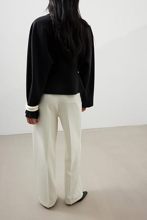 Image 2 of 7