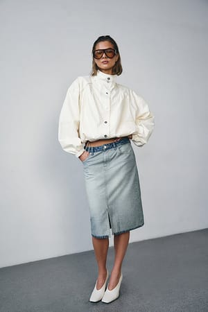 Image 4 of 7