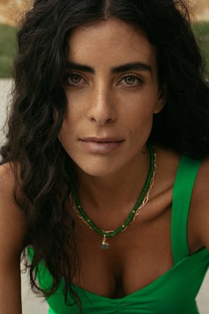 Green Multilayer Chain Detailed Necklace