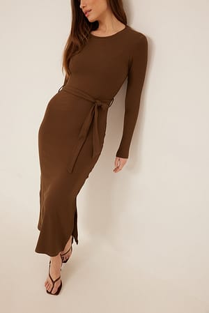 Robe côtelée à ceinture