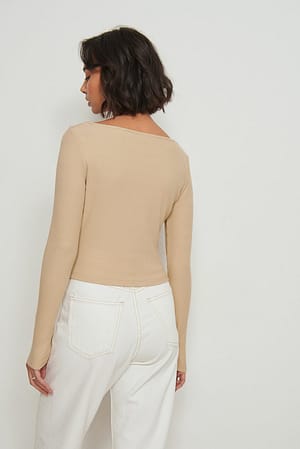 Image 2 of 4