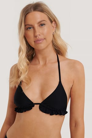Trekantet Bikinitopp Med Rysjer