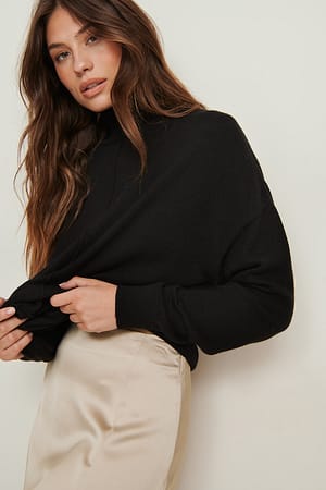 Hochgeschlossener Dropped-Shoulder-Strickpullover