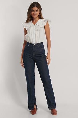 Jeans med slits i sidan