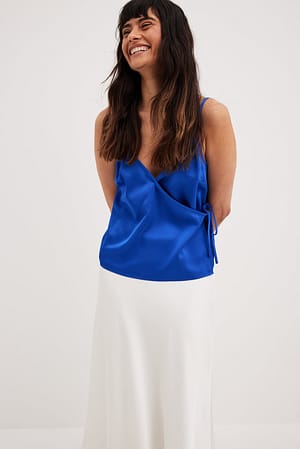 Überlappendes Satin-Singlet