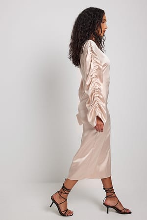 Image 3 of 6