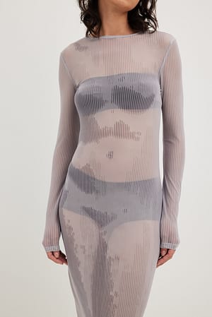 Image 4 of 4