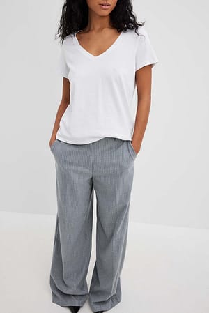 T-shirt col en V