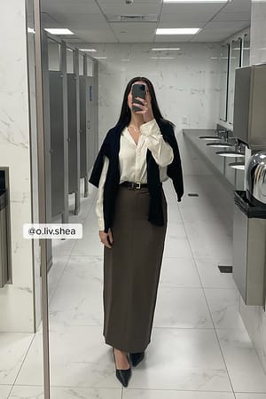 Image 2 of 6
