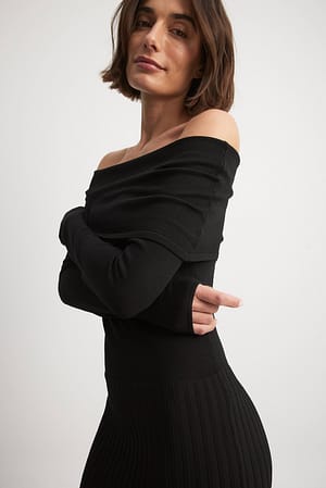Image 4 of 5