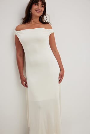 Image 3 of 4