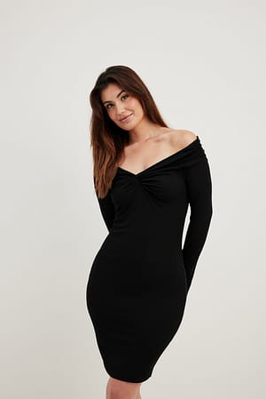 Image 4 of 6