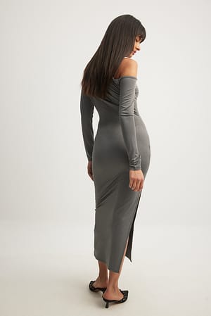Image 2 of 4