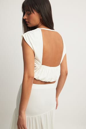 Image 2 of 6