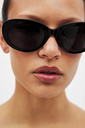 Image 3 of 7