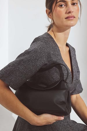 Image 3 of 5