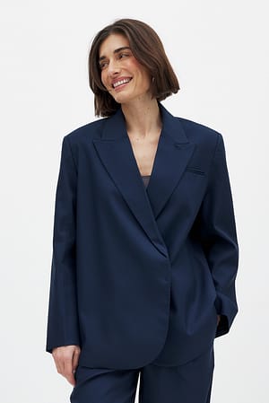 Image 2 of 7