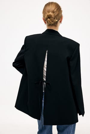 Black Oversized blazer med bindedetalje i ryggen