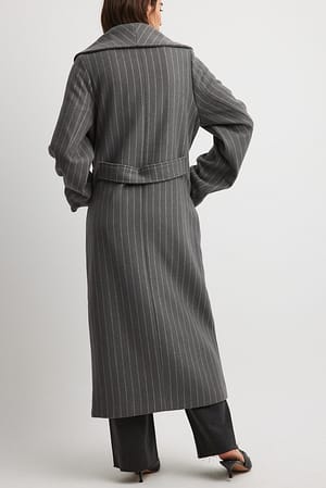 Image 2 of 6