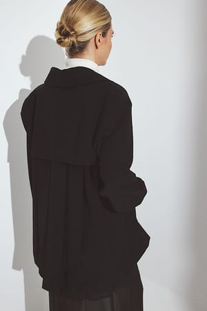 Image 2 of 6