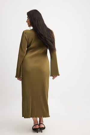 Image 2 of 5
