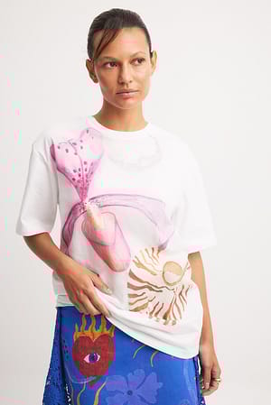Camiseta boxy estampada