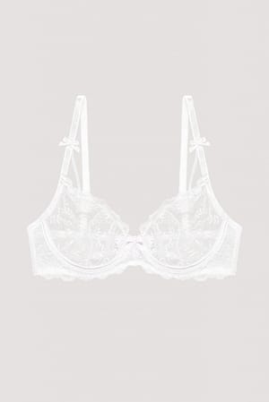 White Kupad BH med rosettdetalj