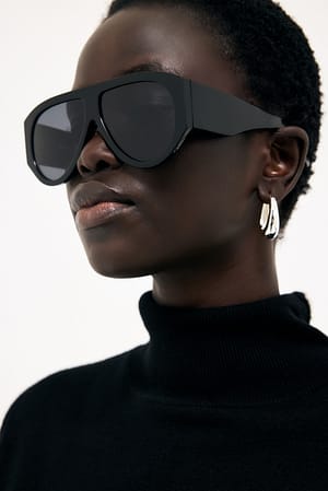 Black Retrosolglasögon i acetat