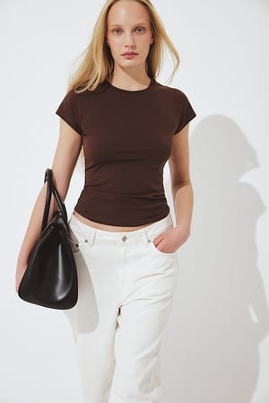 Brown T-Shirt mit Rundhalsausschnitt