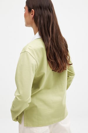 Image 2 of 7