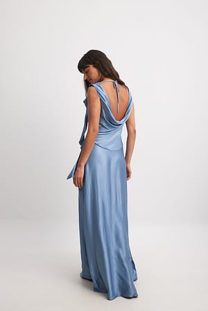 Image 2 of 6
