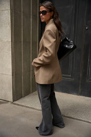 Light Brown Skulptierter Blazer