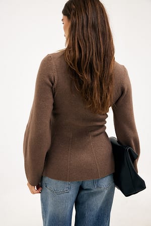 Image 2 of 6
