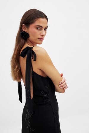 Maxi-jurk met pailletten en borduursel