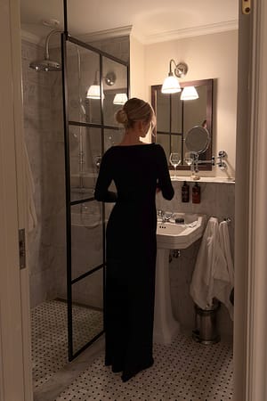 Image 7 of 8