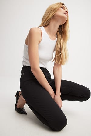 Image 4 of 5
