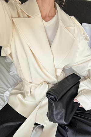 Light Beige Mjuk midilång trenchcoat med skärp
