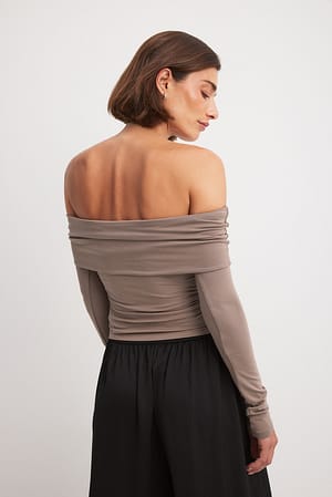 Image 2 of 4