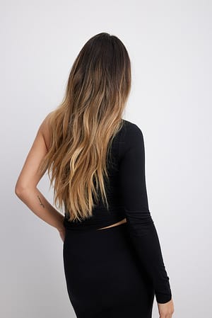 Image 2 of 5