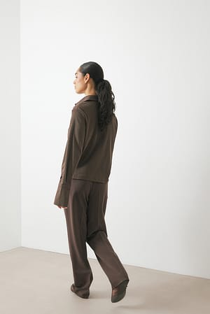 Image 2 of 7