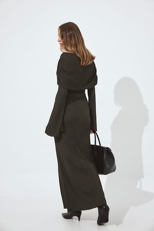 Image 2 of 7