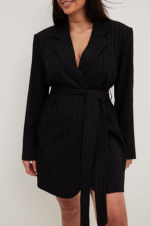 Robe blazer courte structurée coupe portefeuille