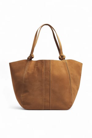 Tan Bolso de ante con detalle de nudo