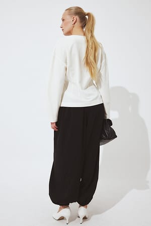 Image 2 of 7