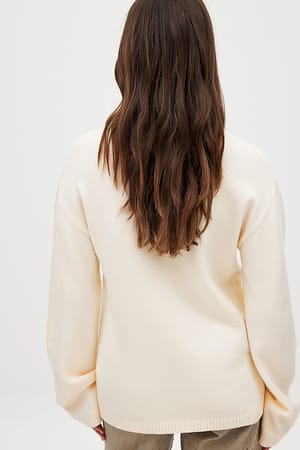 Image 2 of 6